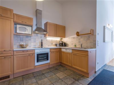Apartment, shower and bath, toilet, 1 bed room