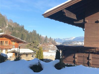 Single room, shower, toilet, north