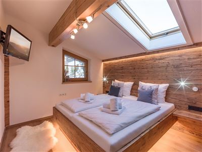 Apartment, bath, toilet, 3 bed rooms