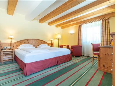 Doppelzimmer "Superior" mit Frühstück
