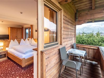 Apartment nr5, combined  living-bed-room, shower, toilet