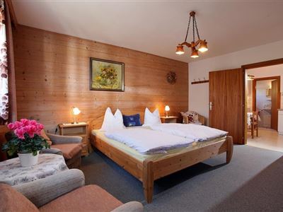 Appartement/Fewo, Dusche und Bad, WC, Bergseite
