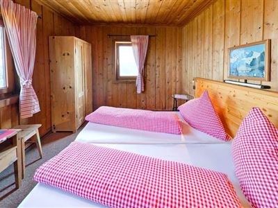 Doppelzimmer mit fl. Wasser