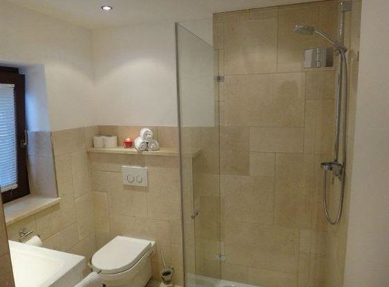 1. Badezimmer