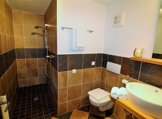 2. Badezimmer