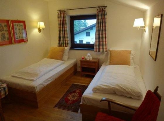 2. Schlafzimmer