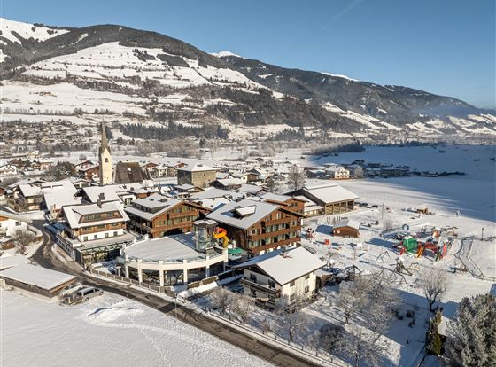 ©Alpha_Visuals_Kinderhotel-Felben-Drohne-Winter-07