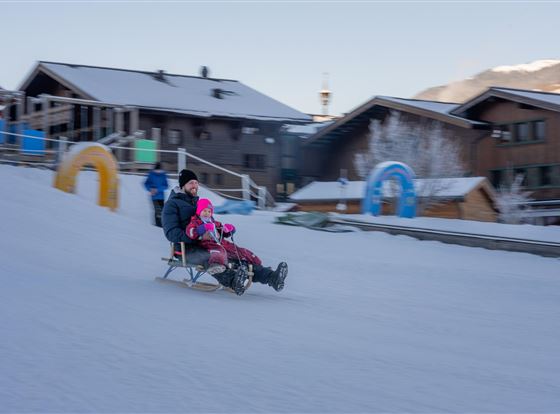 ©Alpha_Visuals_Kinderhotel-Felben-Spielplatz-Winte