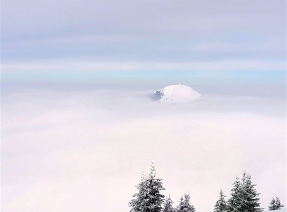 Am Berg 1