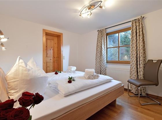 Appartement-Holzleitner-Jochberg-Schlafzimmer
