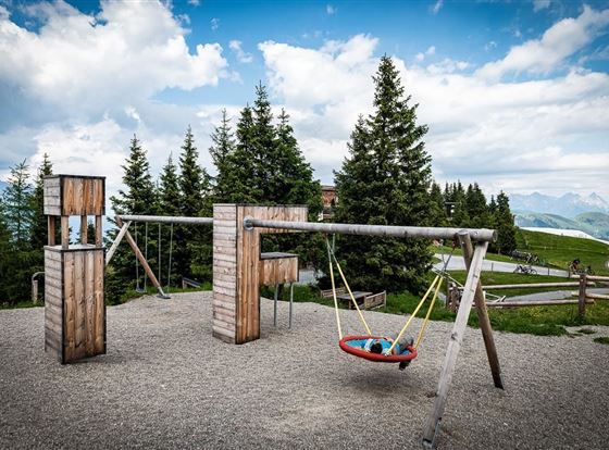 Berghaus Tirol Spielplatz Streif