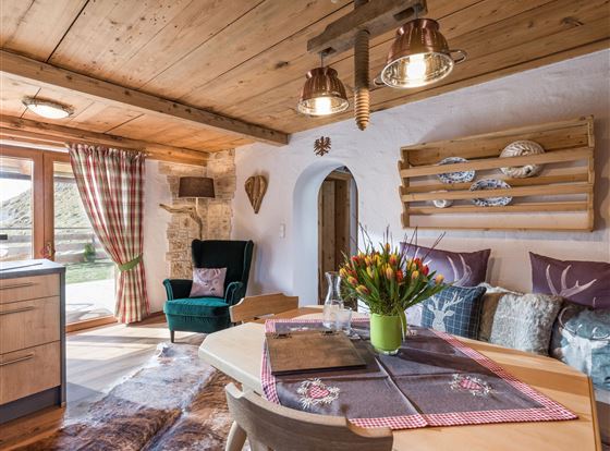 Chalet_Huettenzauber gemütlicher Wohn- Essbereich