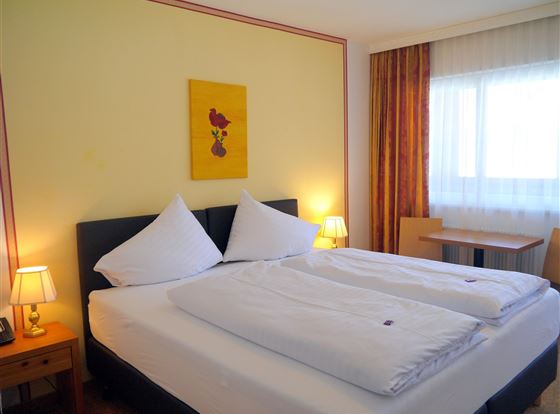 Doppelzimmer mit Balkon südseite