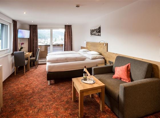 Doppelzimmer mit Sitzecke ( Suite)