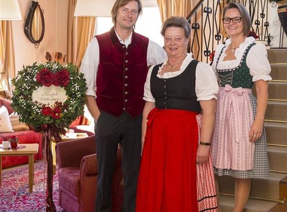 Familie Entstrasser