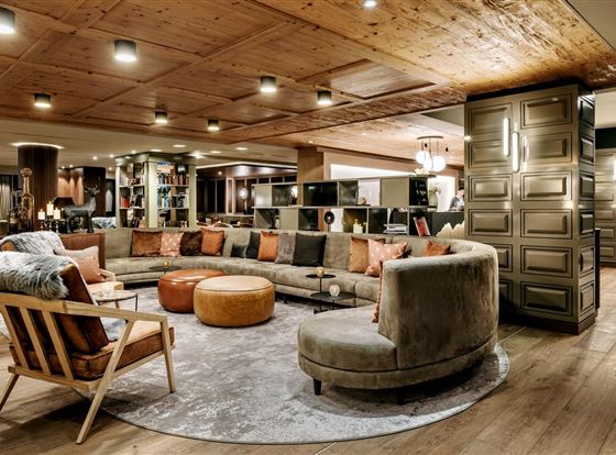 Grand Tirolia Lounge
