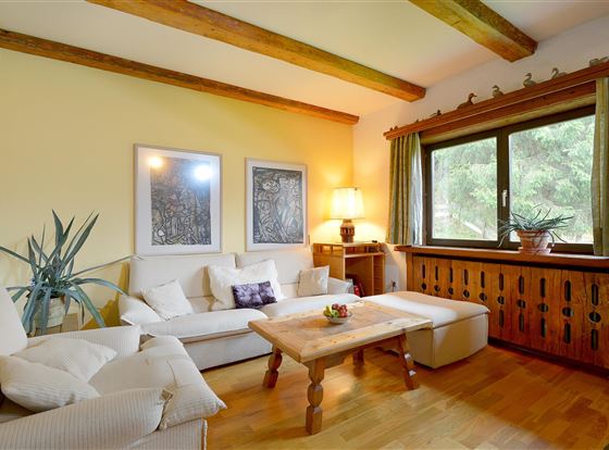 Haus-Romantica-Kirchberg-Brosenbuehel-3-Wohnzimmer
