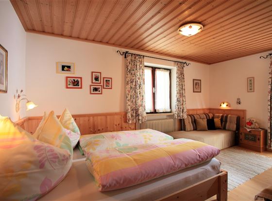 Haus-Thuss-n-Heinzle-Luise-Rettenbach-12-Kirchberg