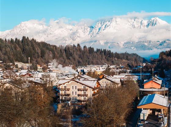 HEN_KIZ_egr_Winter24_Drohne_Haus_4