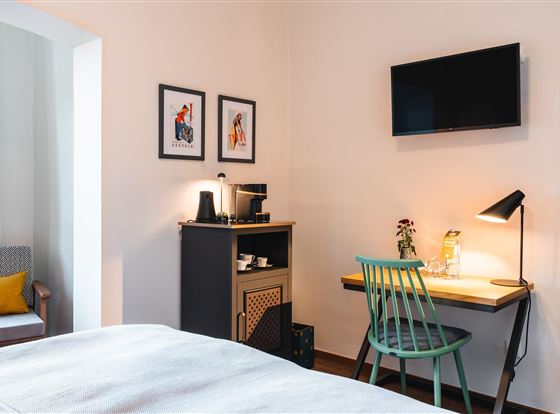 HEN_KIZ_egr_Winter24_Haus_Streif_Chambre_3