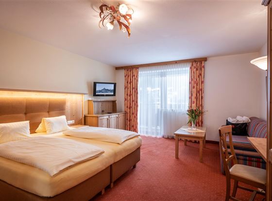 Hotel_Kroneck_Aschauerstrasse_45_Kirchberg_01_2020