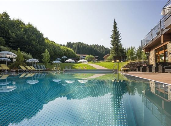 Hotel_Kroneck_Schauerstr_45_Kirchberg_08_2018_Auss