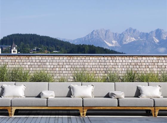 Hotel Schwarzer Adler Ausblick vom Dachpool