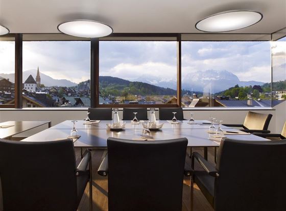 Hotel Schwarzer Adler Seminarraum am Dach