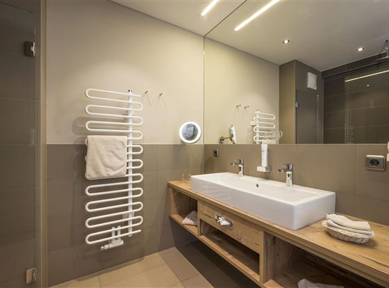 Hotel_Zentral_Kirchberg_02_2019_Suite_Gaisberg_410
