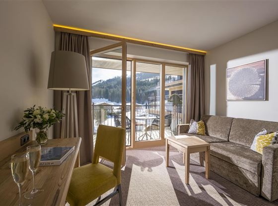 Hotel_Zentral_Kirchberg_02_2019_Suite_Gaisberg_410