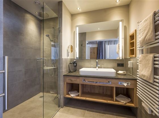Hotel_Zentral_Kirchberg_02_2019_Suite_Hohe_Salve_B