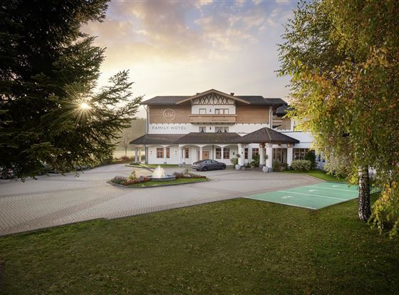Lisi Family Hotel Sommer aussen