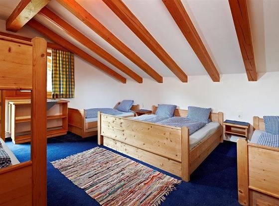 mehrbettzimmer2