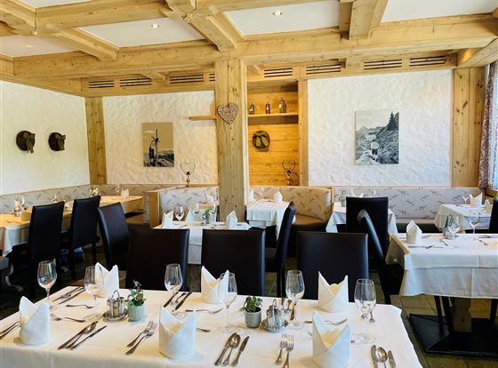 Restaurant 12