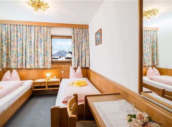 Zweibettzimmer