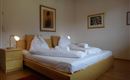 2. Schlafzimmer-