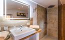 Chalet_Huettenzauber Badezimmer / Duschansicht