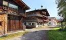 "Tenn & farmhouse" from the 11th century and "Nebenhaus"!